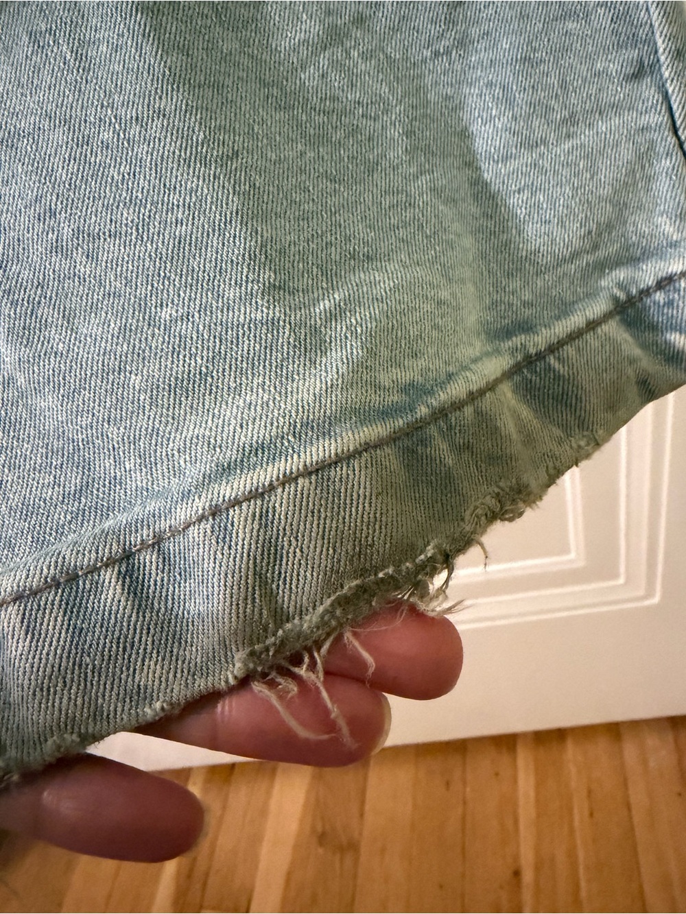 Hudson Jeans Light Wash Wide Leg Whip Smart Women's Jeans - Picture 6 of 8